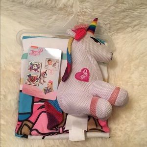 NWT Nickelodeon Jojo Unicorn Bath Hugger & Towel